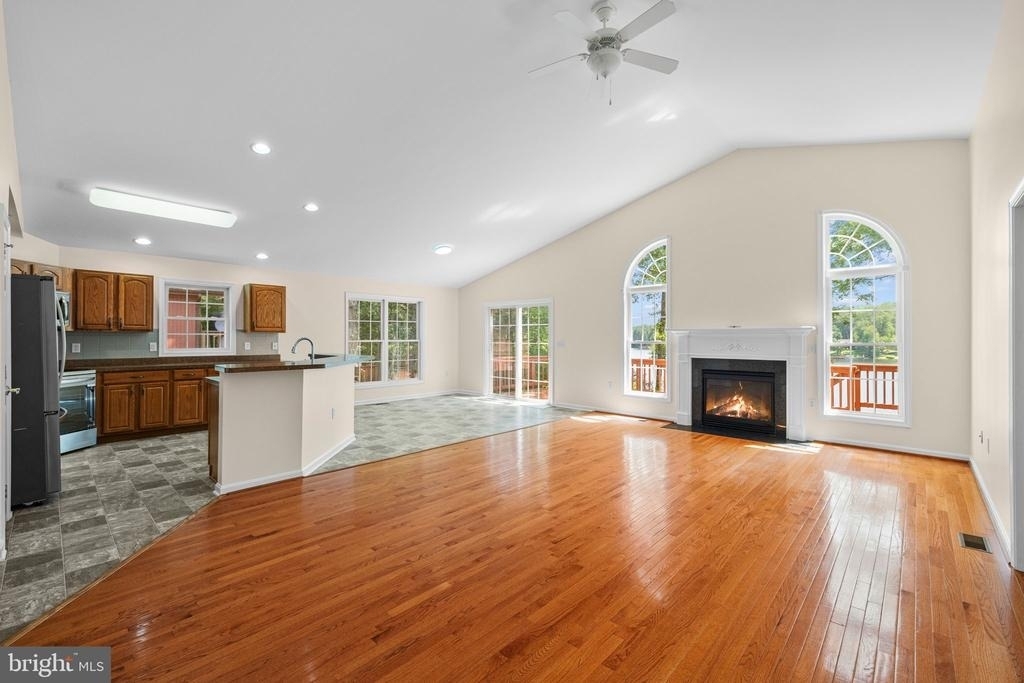 686 Lake Caroline Drive - Photo 7