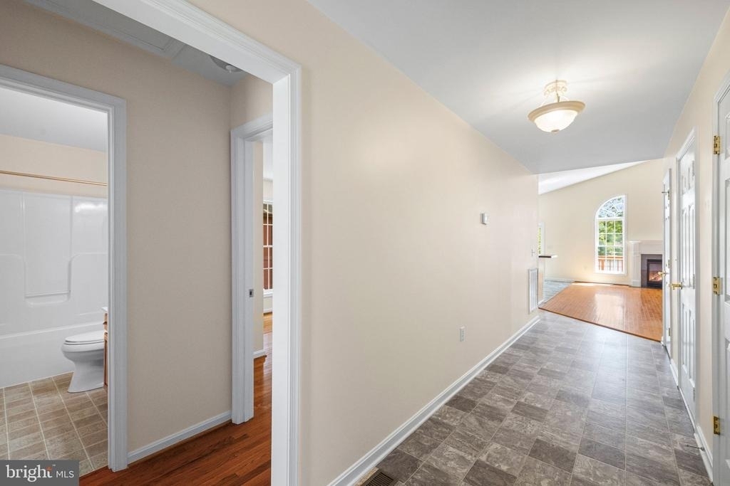 686 Lake Caroline Drive - Photo 5
