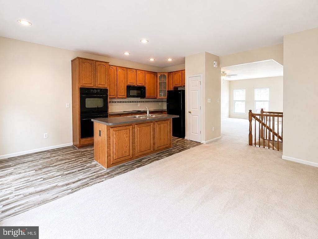 987 Longview Lane - Photo 16