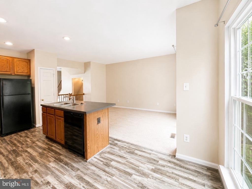 987 Longview Lane - Photo 15