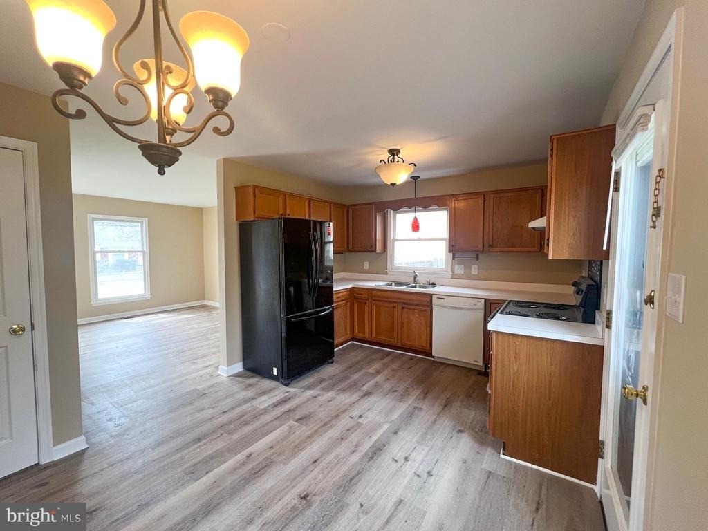 26 Byrd Avenue - Photo 5