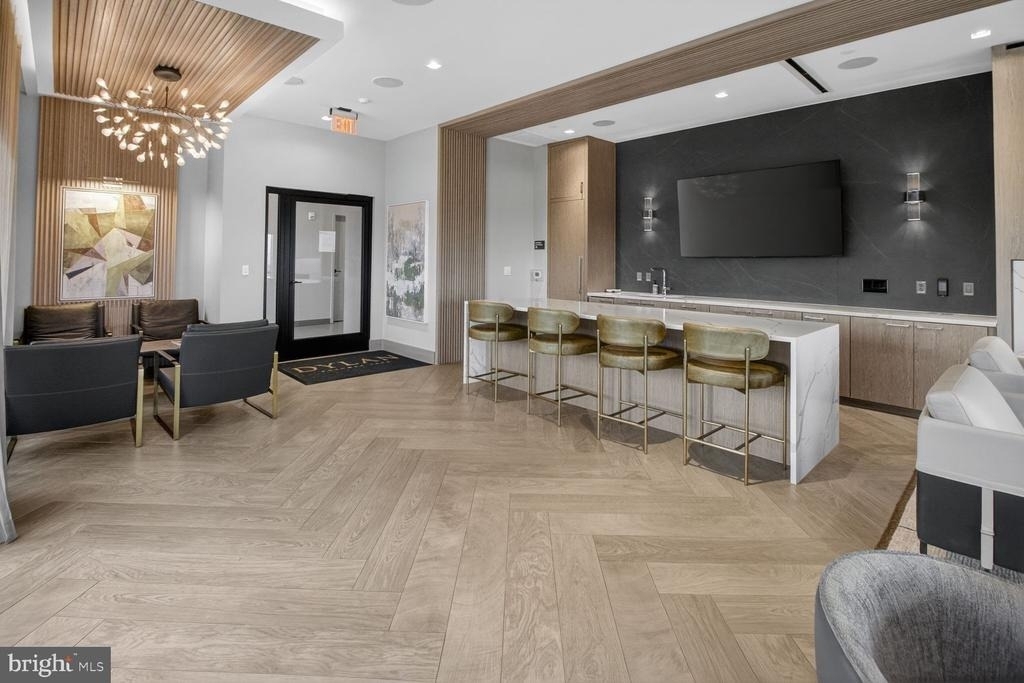 737 Swann Avenue - Photo 23