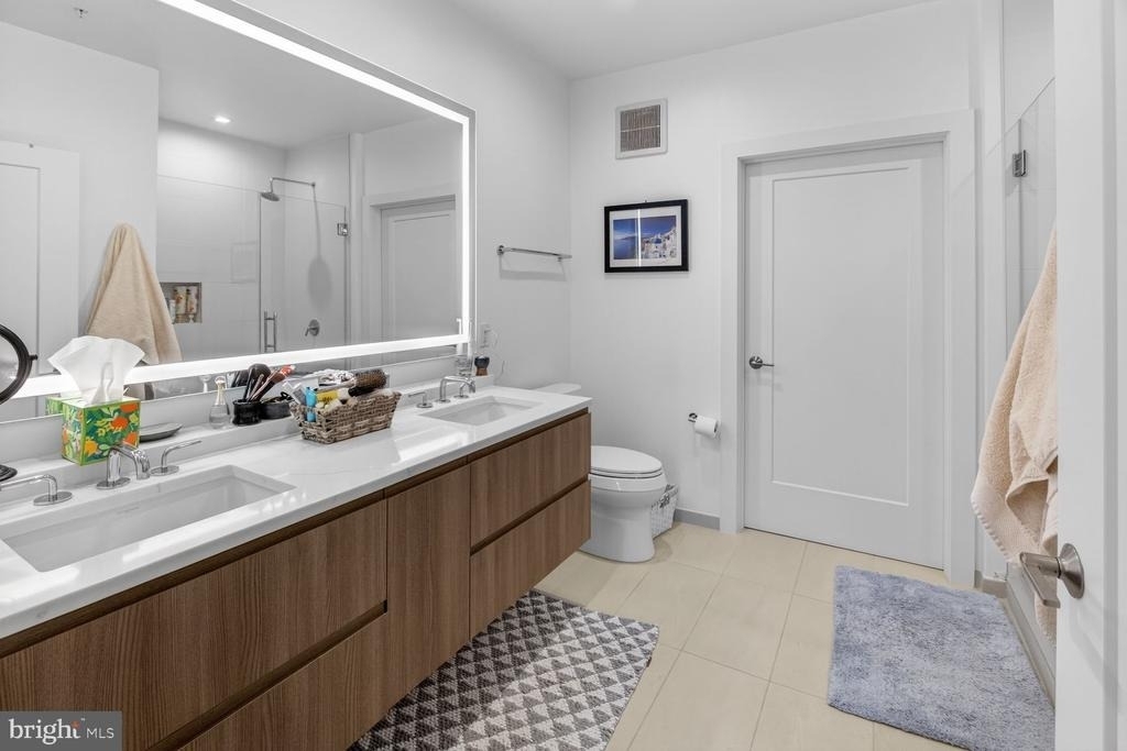 737 Swann Avenue - Photo 12