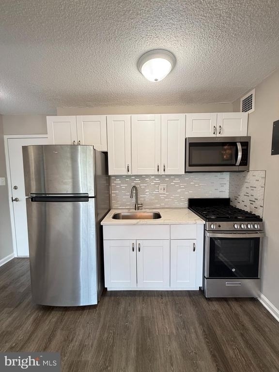 2500 N Van Dorn Street - Photo 6