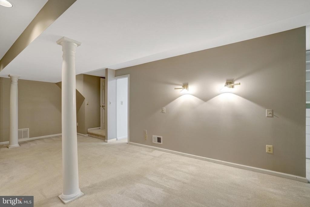 821 N Latham Street - Photo 40