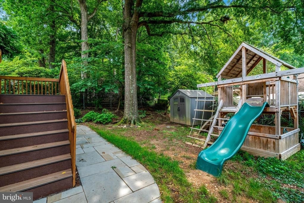 821 N Latham Street - Photo 54