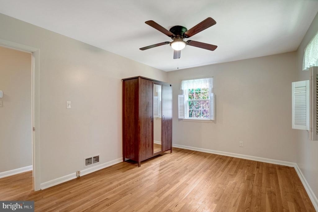 821 N Latham Street - Photo 30