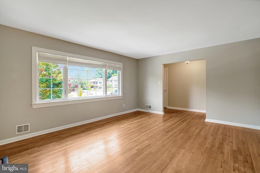 821 N Latham Street - Photo 11