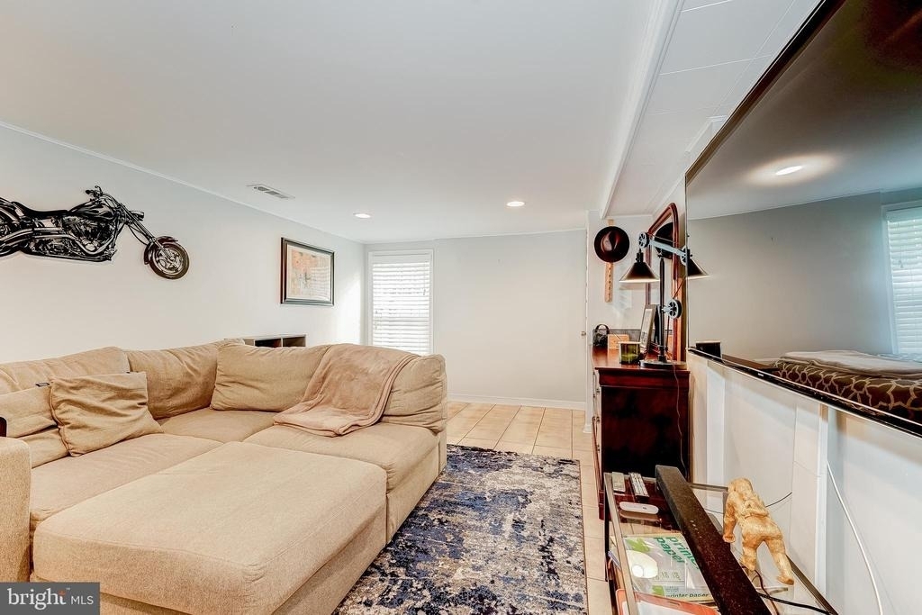 4901 7th Street N - Photo 14