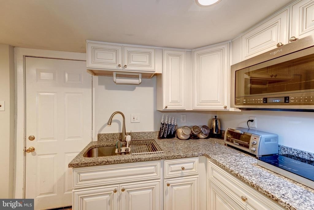 4901 7th Street N - Photo 1