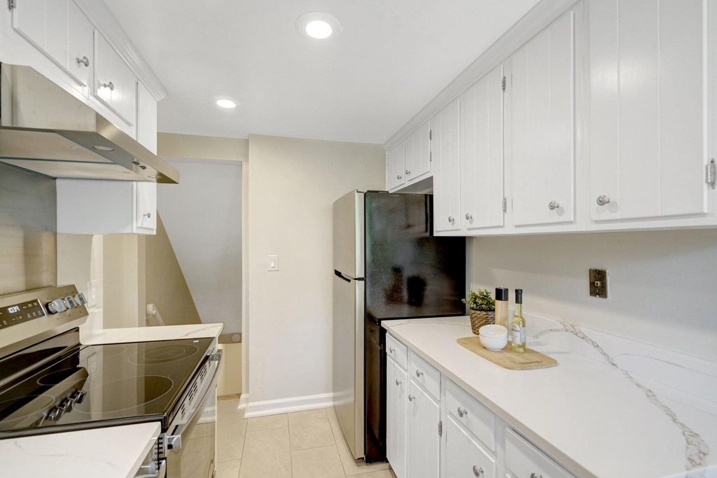 4606 36th Street S - Photo 8
