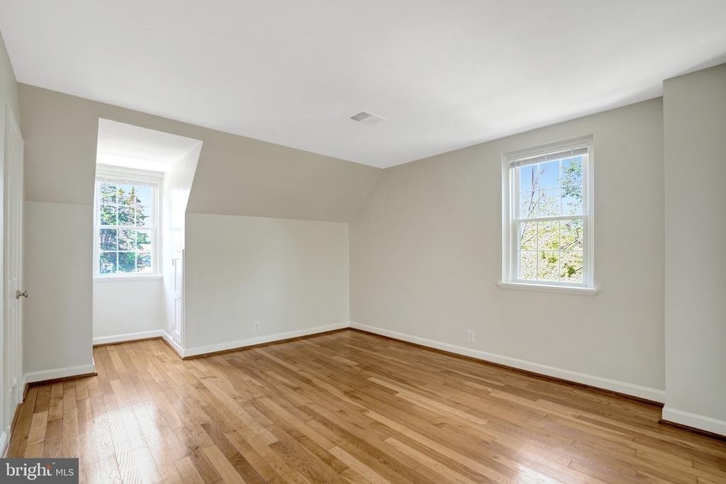 4606 36th Street S - Photo 11