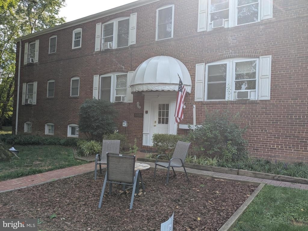 1400 N Kenilworth Street - Photo 2