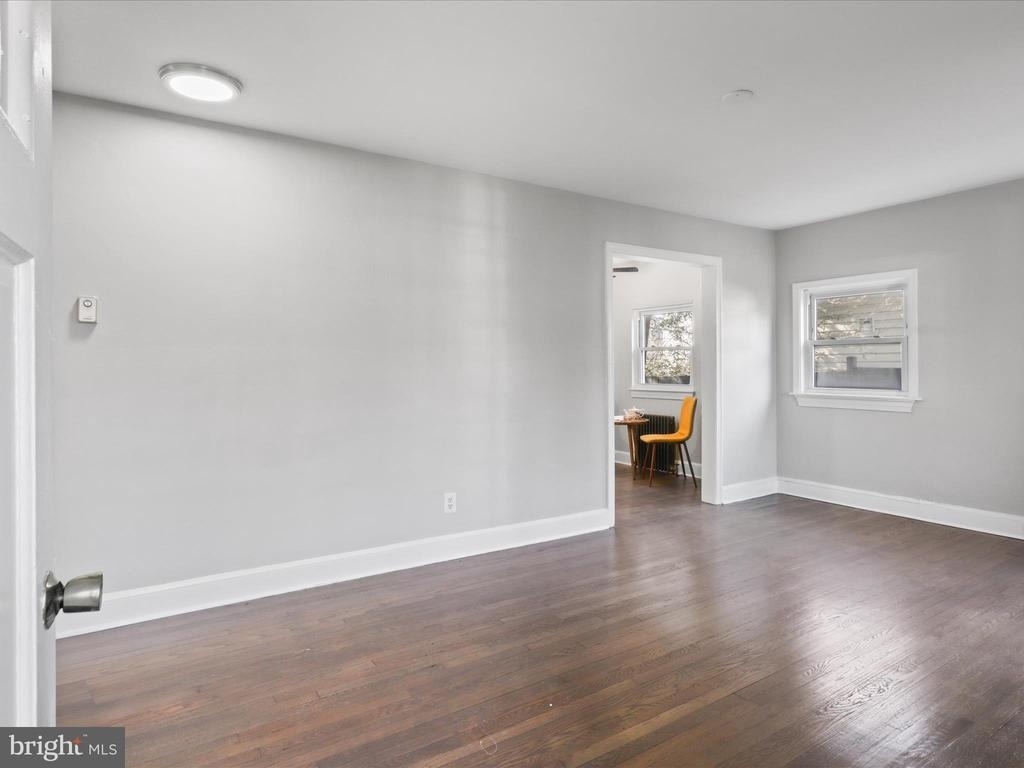 2608 Arlington Boulevard - Photo 3
