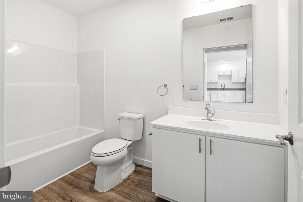 915 N Broad Street - Photo 7