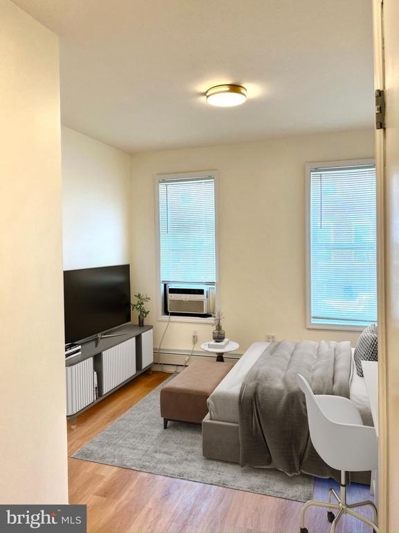 2127 Tasker Street - Photo 8