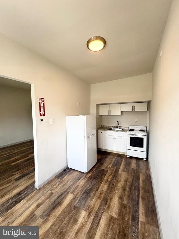 6707 Ogontz Avenue - Photo 0