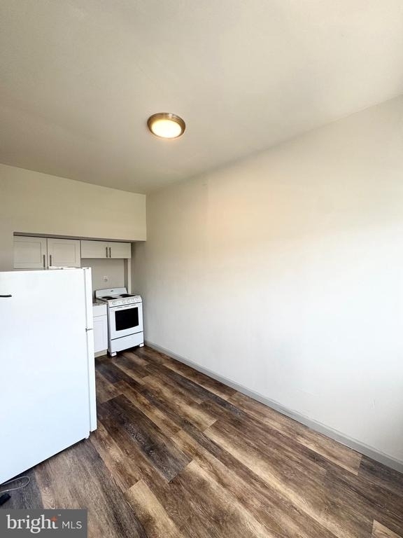 6707 Ogontz Avenue - Photo 1