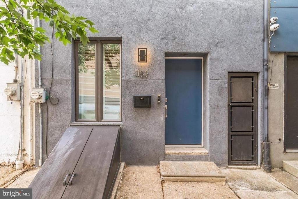1153 N Hancock Street - Photo 0