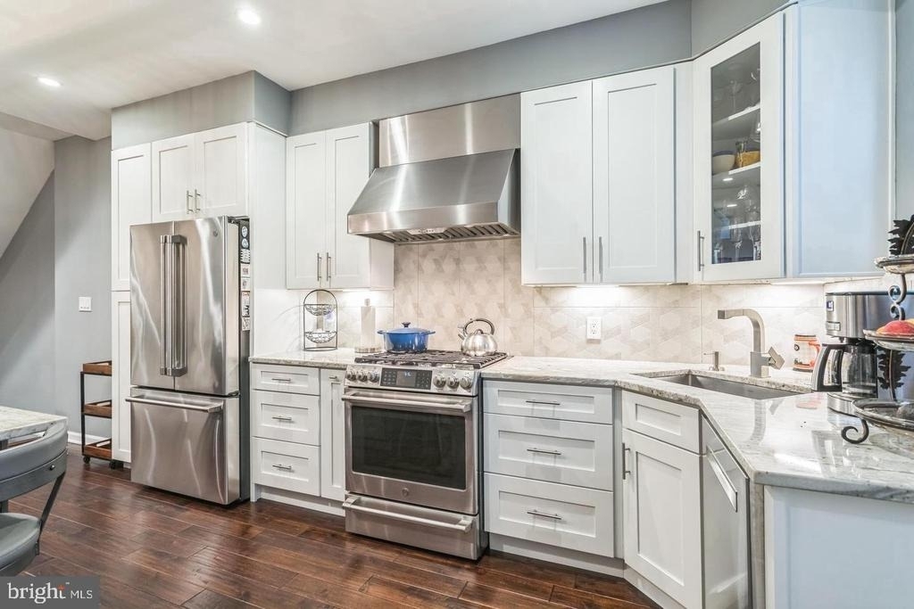 1153 N Hancock Street - Photo 6
