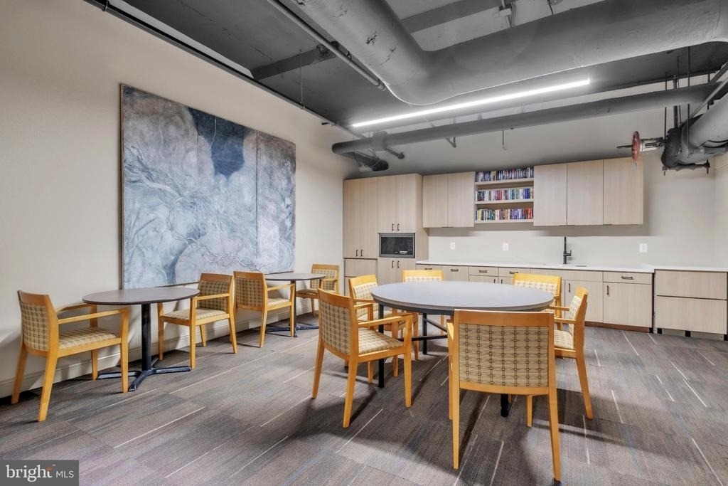 1801 Market Street - Photo 13