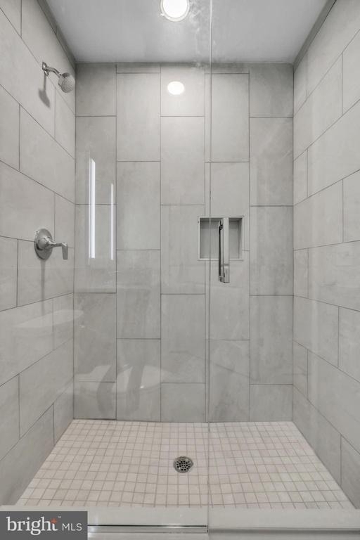 1801 Market Street - Photo 5