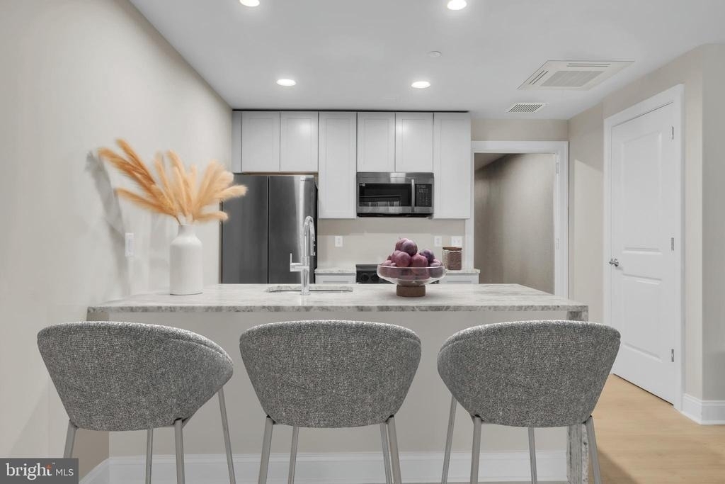 1801 Market Street - Photo 1