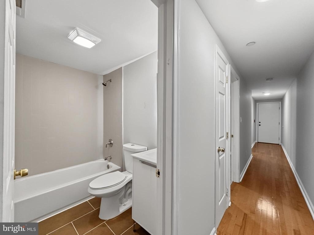 1811 Cecil B Moore Avenue - Photo 12