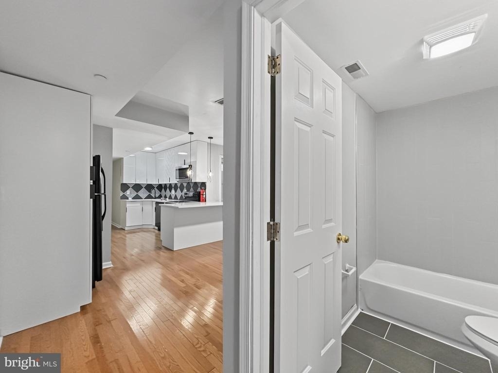 1811 Cecil B Moore Avenue - Photo 13