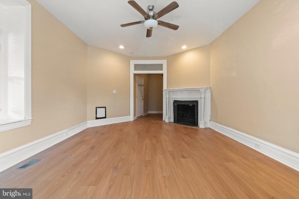 133 E Mt Airy Avenue - Photo 3
