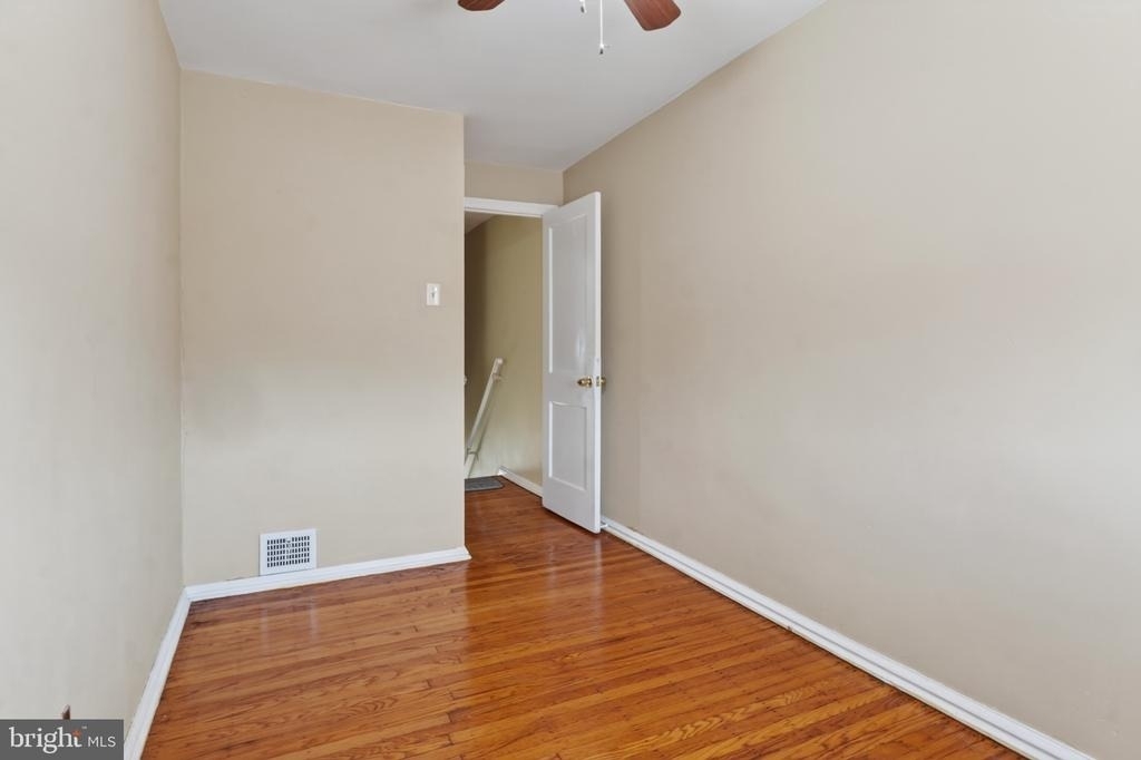 620 E Carver Street - Photo 12