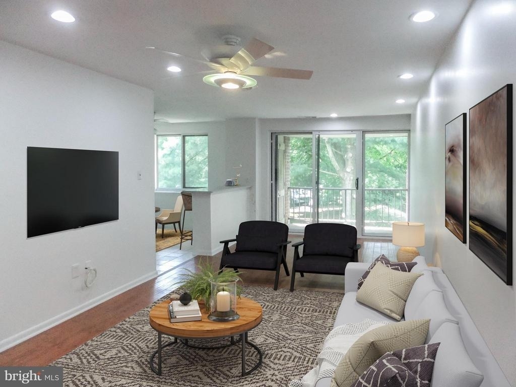 1650 Oakwood Drive - Photo 3