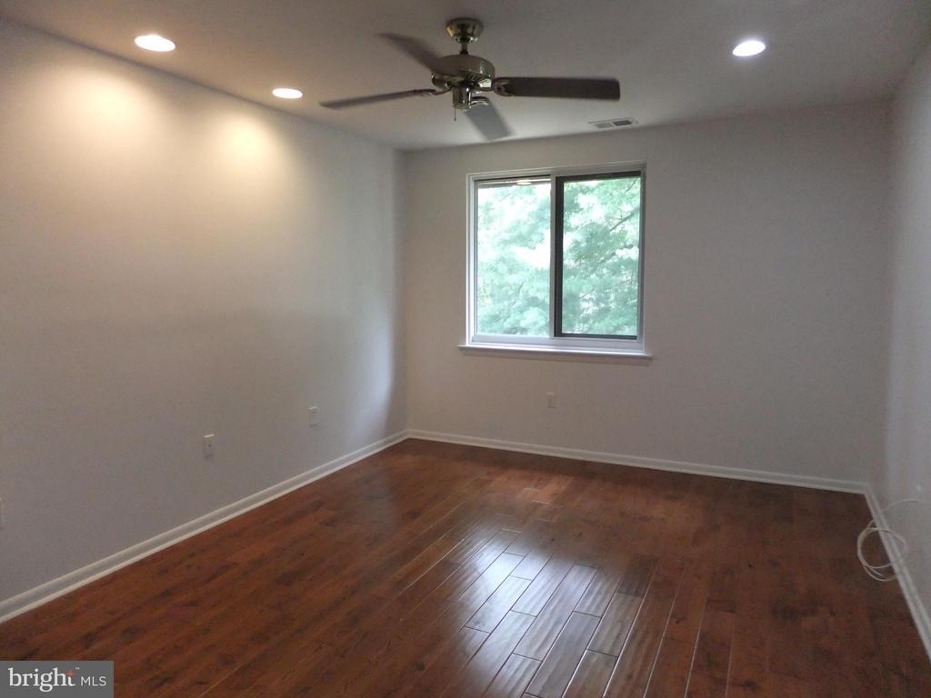 1650 Oakwood Drive - Photo 13