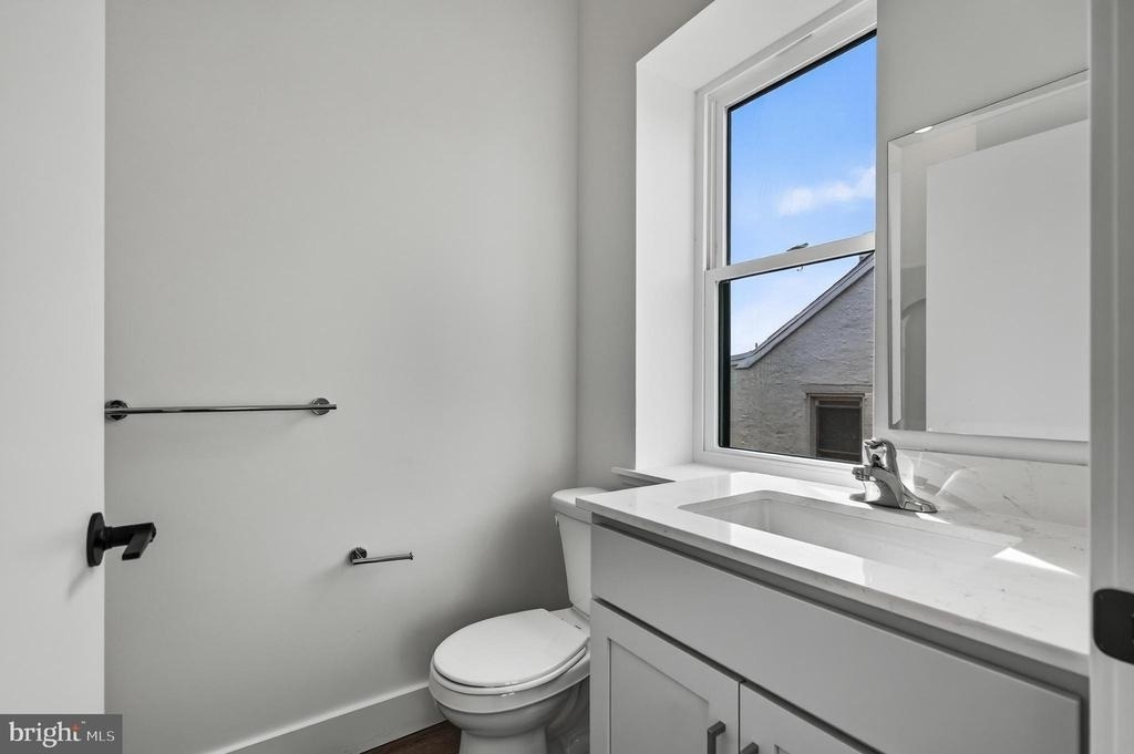 123 S Main Street - Photo 9