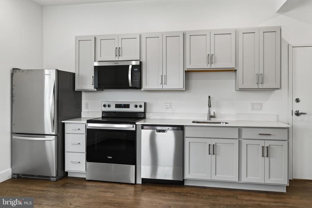 123 S Main Street - Photo 1