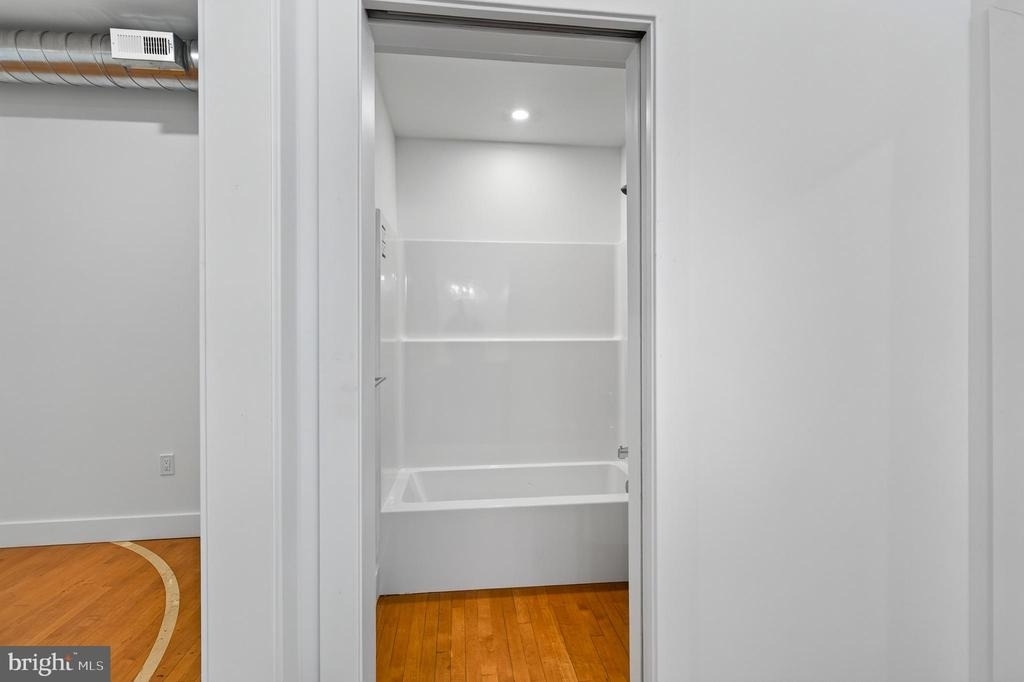 123 S Main Street - Photo 22