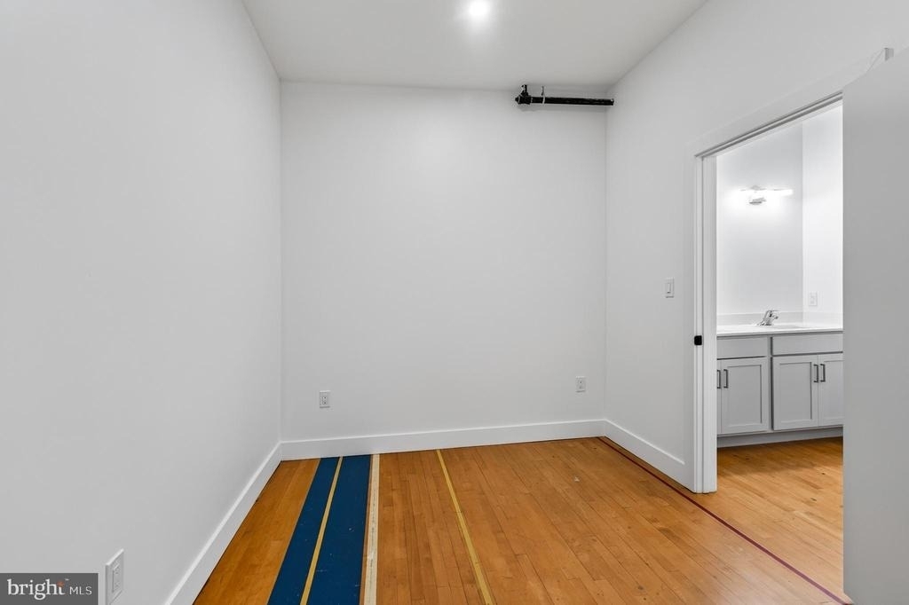 123 S Main Street - Photo 26