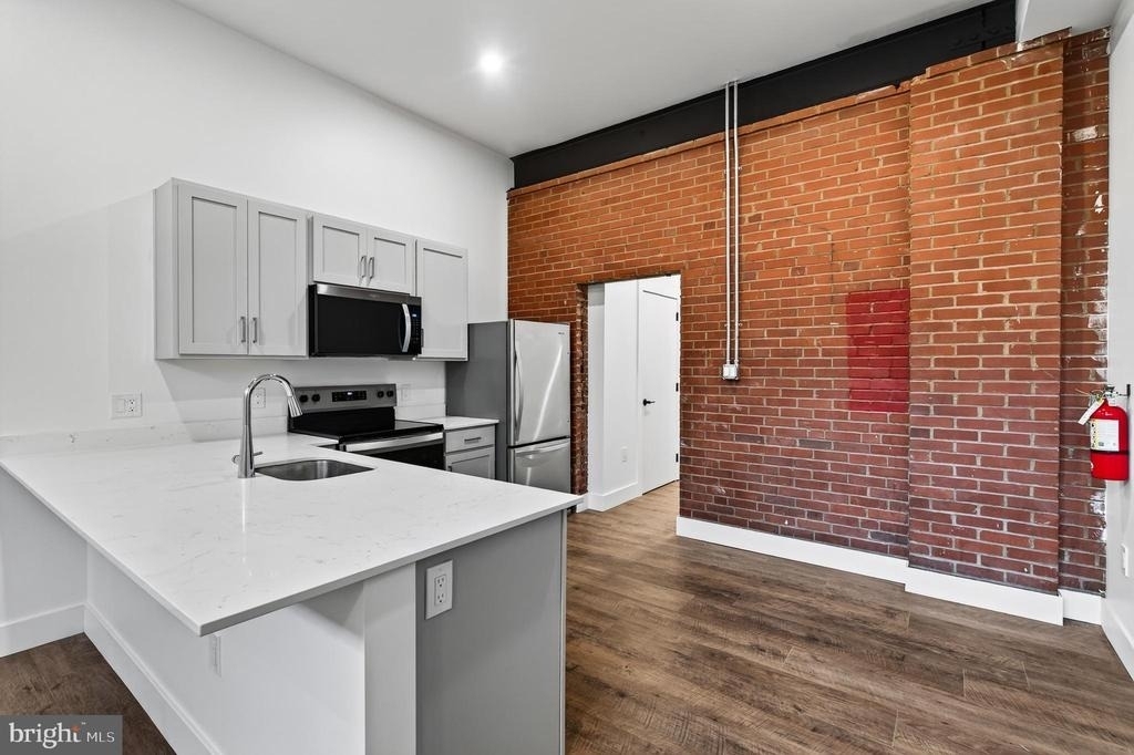 123 S Main Street - Photo 1