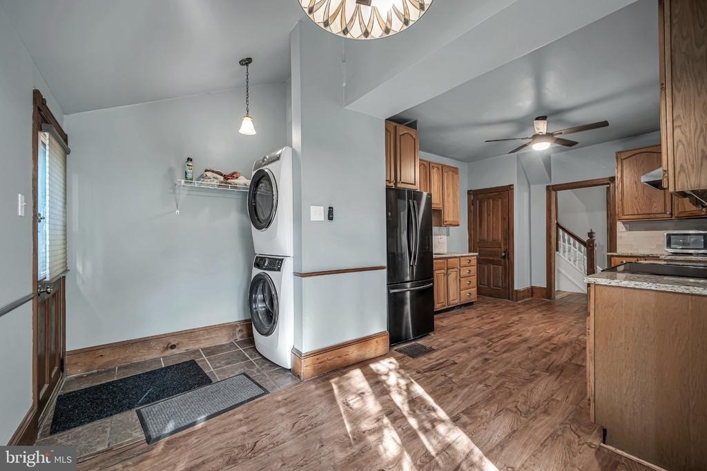 121 W Oakland Avenue - Photo 17
