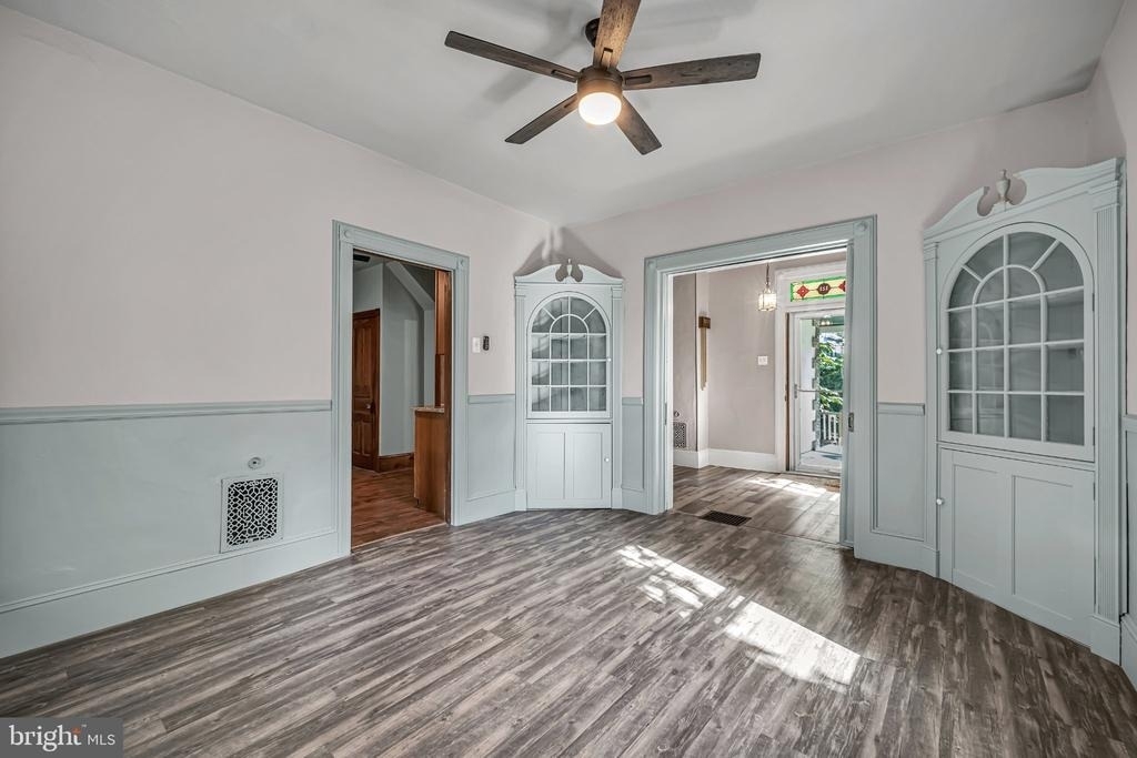 121 W Oakland Avenue - Photo 15
