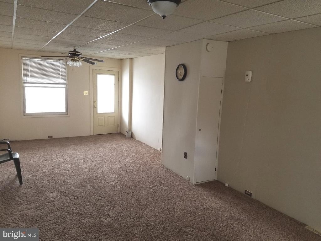 631 Schiller - Photo 6