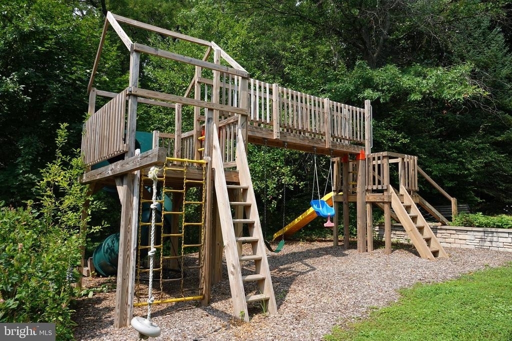 36 Hart Avenue - Photo 58