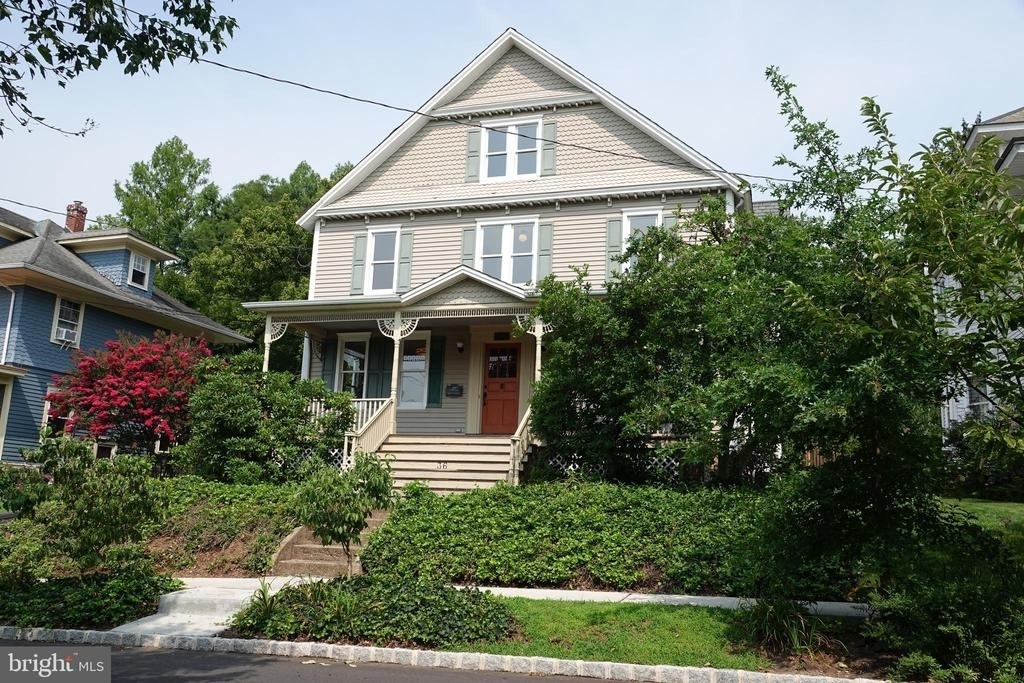 36 Hart Avenue - Photo 0