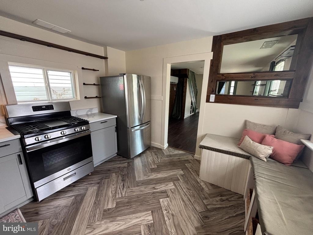 167 West Avenue - Photo 7