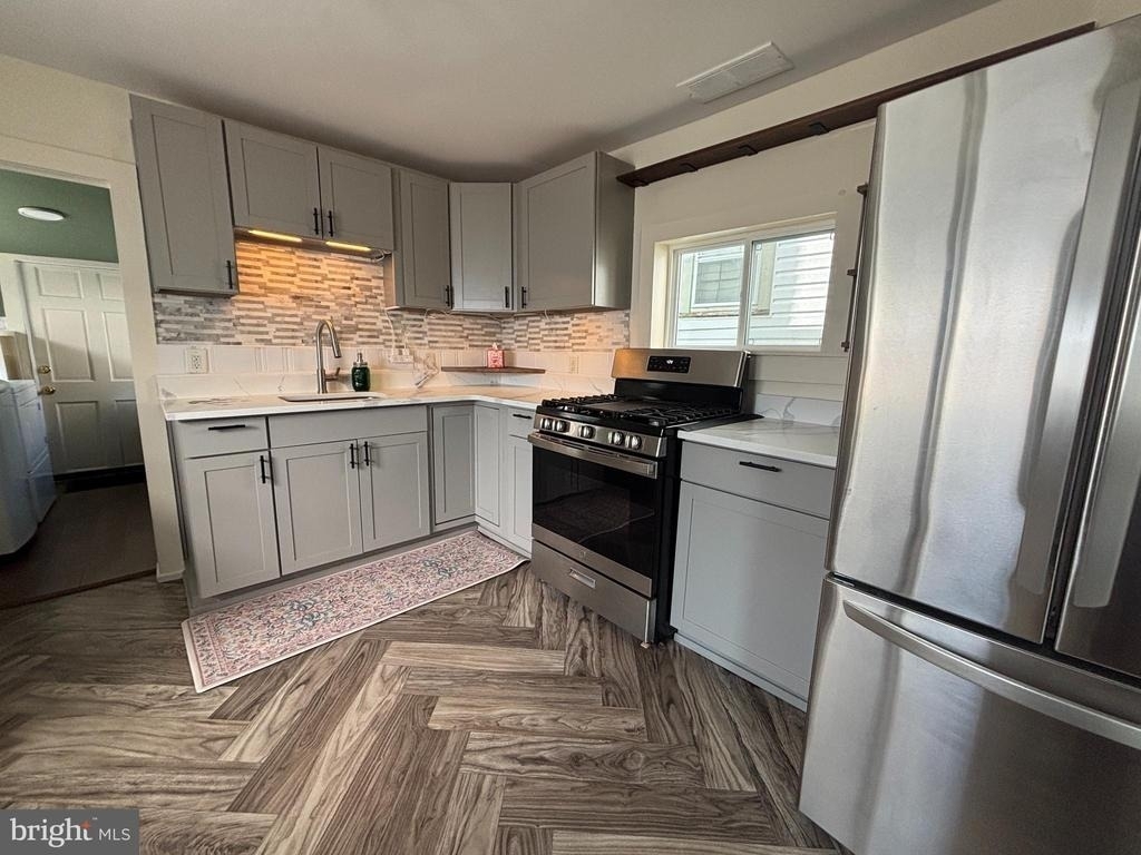 167 West Avenue - Photo 6