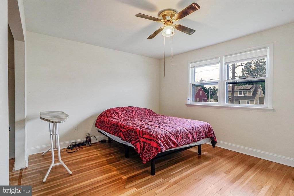 212 E Lafayette Avenue - Photo 18