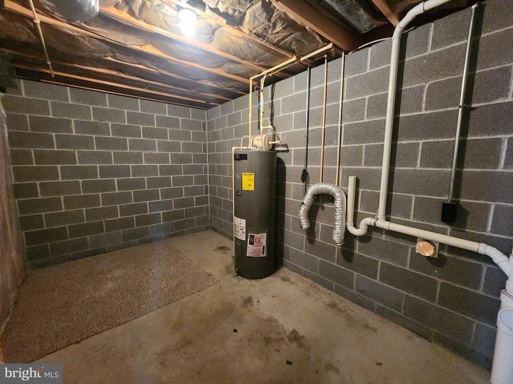 1048 Kasinof Avenue - Photo 25