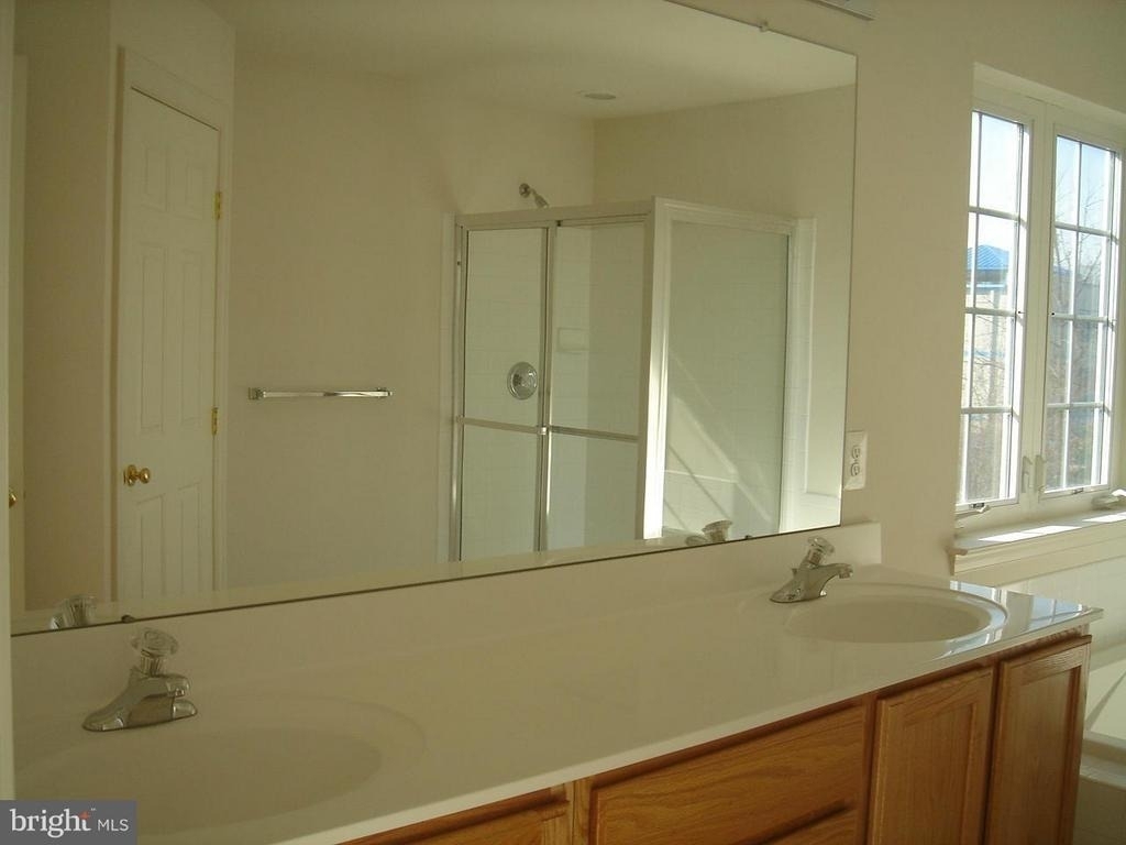 11225 Suffolk Drive - Photo 18
