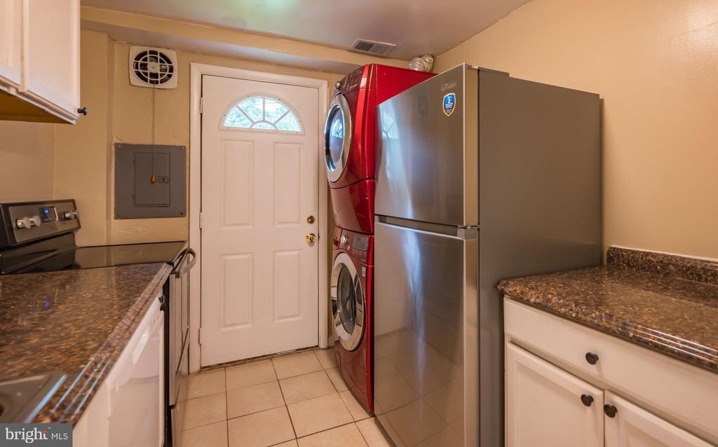 7737 Greymont Street - Photo 9