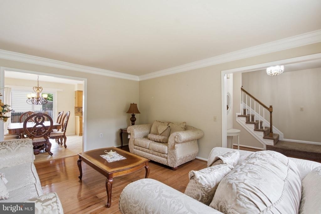10205 Balsamwood Drive - Photo 3